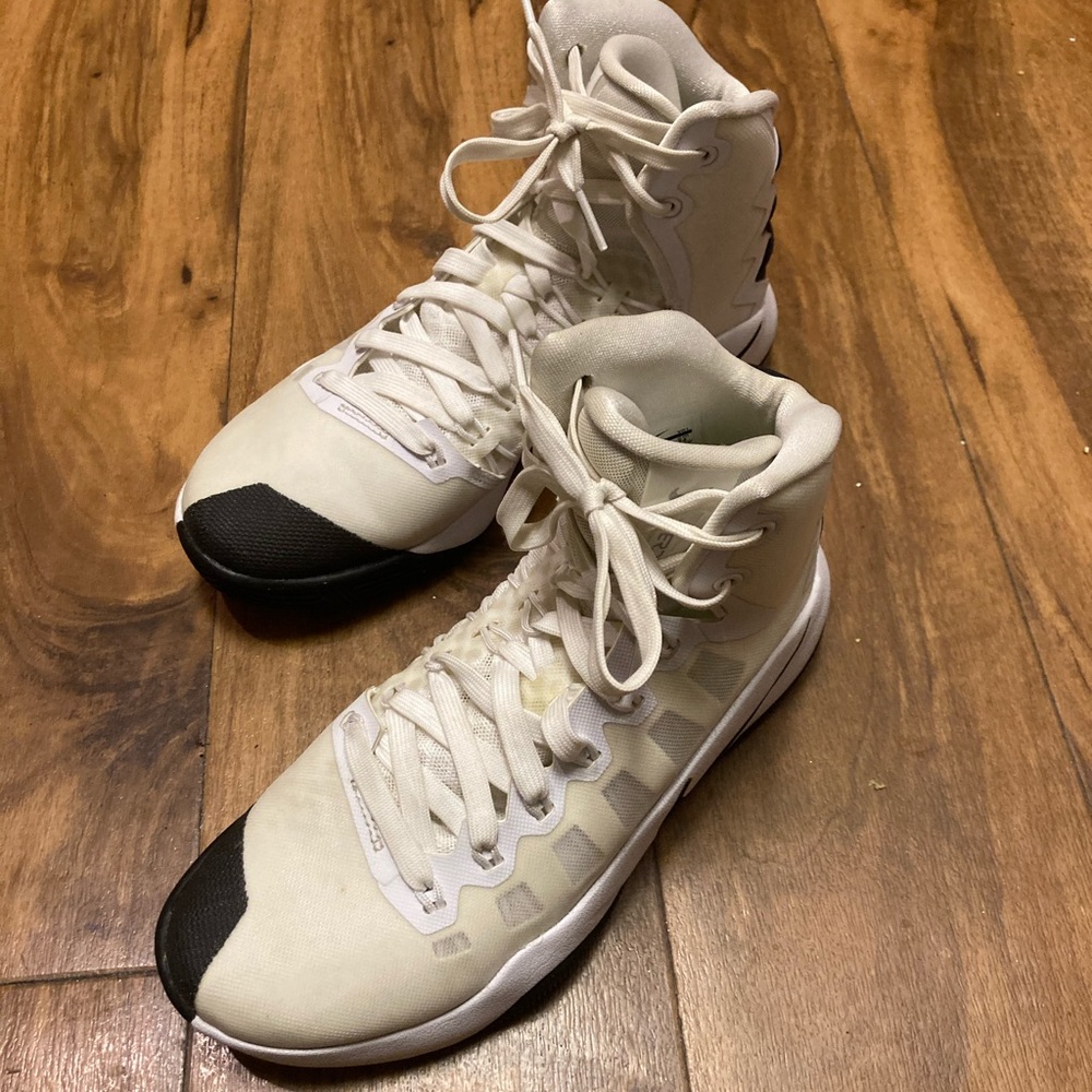 Nike Hyperdunk 2016 high tops